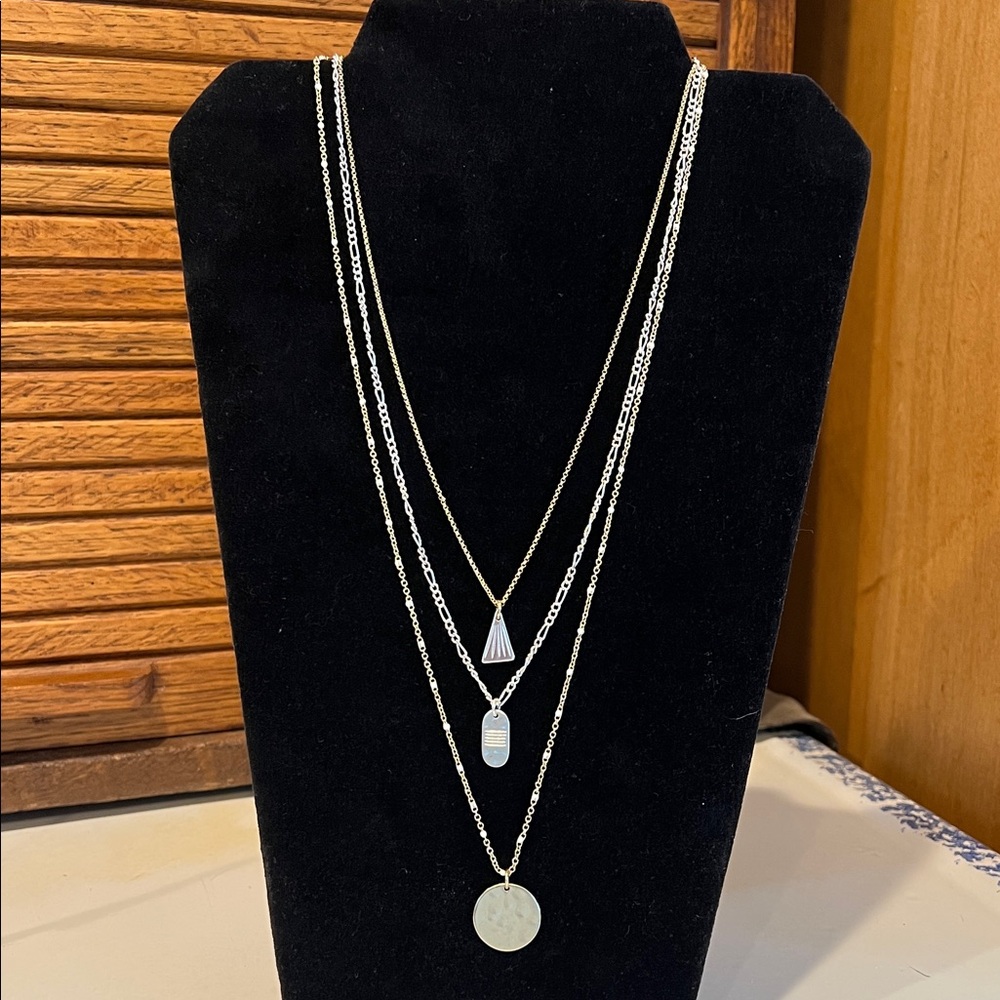 NWT Lucky Brand 3 layer necklace. Gold & Silver, 4 styles in one. Strands detach